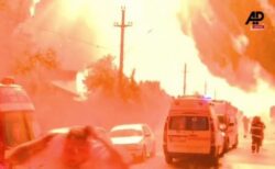 ルーマニアのガススタンドが2度も爆発、閃光と巨大な炎に包まれる【動画】