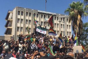 「アサド大統領は退陣しろ！」シリアで激しい反政府デモが勃発