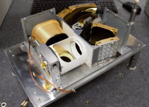 月の水を検知する新しい装置を開発：オックスフォード大学