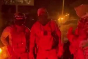 「ワグネル」の戦闘員、プリゴジン氏の死を受け、報復を誓う【動画】