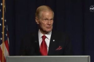 「別の惑星に生命がいる可能性はある」NASAのトップが発言