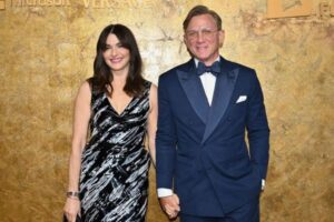 ダニエル・クレイグが変身、髪型を変えて観客を驚かせる
