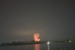 ロシア軍のドローンがルーマニアに着弾か？ウクライナ外相が主張