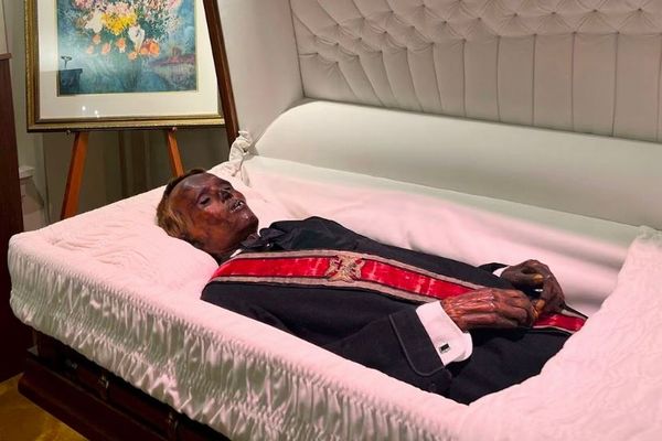 120年以上も葬儀社に展示されていたミイラの男性、埋葬されることに【アメリカ】