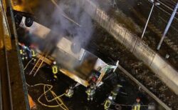 イタリア北部で観光バスが陸橋から落下、21人が死亡、18人が負傷