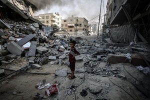 ガザ地区にある国連の学校も攻撃の被害に、少なくとも6人が死亡