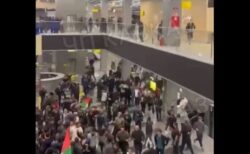 ロシアの空港にイスラム教徒らが侵入、イスラエルからの到着便に抗議