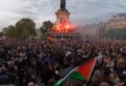 パリで親パレスチナの大規模デモ、警官隊が放水銃や催涙ガスを使用