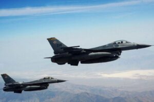 米軍がシリアにある武器倉庫などを空爆、イランが支援する民兵組織へ報復