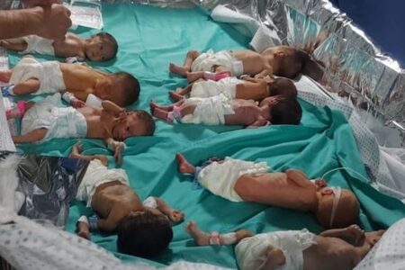 ガザ地区の病院で新生児が次々と死亡、すべての命が失われる可能性