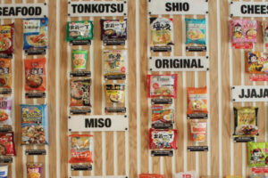 インスタント麺を自分で作るレストランがN.Y.で好調、2店目を出店