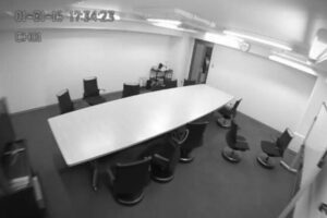 日産が発明した自動整列オフィスチェアが今になって海外SNSの話題に