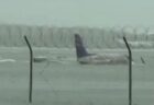 飛行機も水没、道路にワニ…豪で記録的な大雨、大規模な洪水が発生