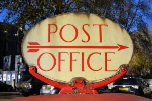 英で最大規模の冤罪事件、富士通のシステムエラーで無実の人を数百人逮捕、再度注目を集める