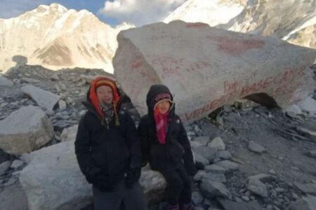 4歳の女の子がエベレストのベースキャンプに到達、最年少記録を更新