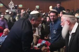 イスラエル政府の閣僚らが、ガザ地区からパレスチナ人を追放する極右集会に参加