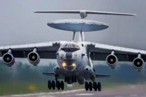 ウクライナ軍、ロシアの早期警戒機を2機破壊したと発表