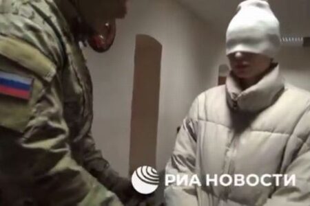 米国籍を持つ女性、ウクライナに送金したとして、ロシア治安機関が逮捕
