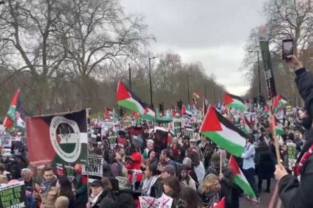 「パレスチナに平和を！」世界中で、イスラエルのガザ侵攻に反対する抗議デモ
