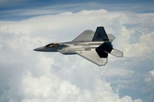 米軍がシリアとイラクに報復攻撃を開始、ヨルダンでの米兵死亡を受け