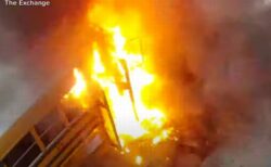 突然、スクールバスが炎上、運転手が生徒全員を安全に避難させる【動画】