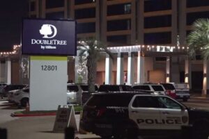 8歳の少女がホテルのプールで死亡、排水溝に吸い込まれ溺死【アメリカ】