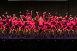 NZのダンスチームによるパフォーマンスが凄いと、動画が再び話題に