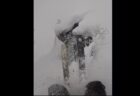 北海道で滑っていた外国人スキーヤーが雪原に隠れた滝に落下、ボディカメラ映像が恐ろしい