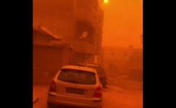 まるで火星のよう…リビアで激しい砂嵐により上空が赤く染まる