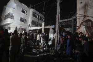 イスラエル軍がガザ地区南部のラファを空爆、侵攻の準備を開始か？