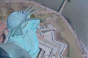 ニューヨークで珍しく地震の揺れ、人々がさまざまな反応を示す