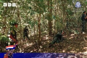 ミャンマー国軍が東部で大敗北、大隊がカレン族に降伏