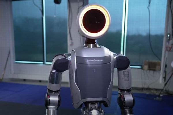 ボストン・ダイナミクスが、人型ロボット「アトラス」の新バージョンを公開