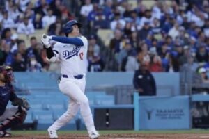 MLBの透けて見えるユニフォームに対処？ナイキが改善すると発表