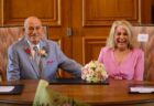 100歳と96歳のアメリカ人カップルが、フランスで結婚