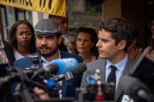 フランスの選挙戦が大荒れ、候補者など50人以上が身体的な暴力を受ける