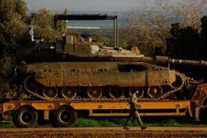 イスラエル軍がレバノンへ地上侵攻の準備、空爆で50人以上を殺害