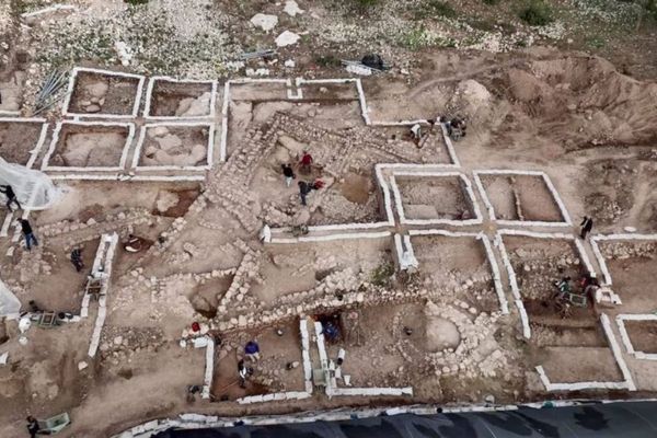 イスラエルで約5000年前の建物の痕跡を発見、最古の神殿の可能性