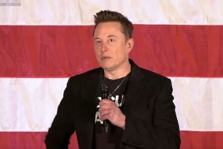 イーロン・マスクがドイツの極右政党を支持、多くの怒りを呼び起こす