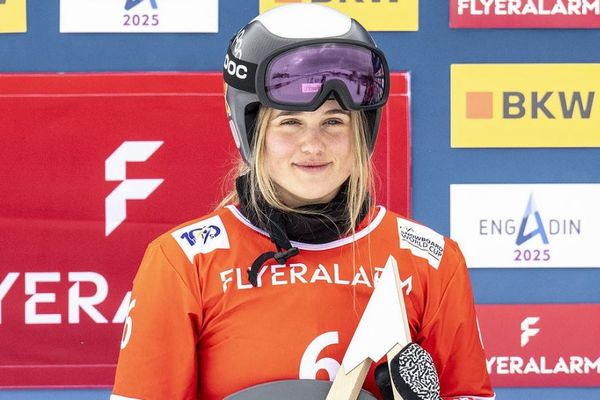 オリンピックに出場したスイス代表の女子スノーボーダー、雪崩に巻き込まれ死亡