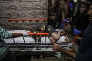 ガザ地区での実際の死亡者は6万4000人以上、研究者が医学誌で報告