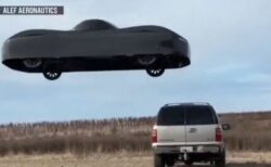 米企業が垂直に離陸する「空飛ぶ自動車」を開発、実際に浮かぶ動画を公開