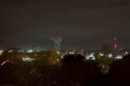 ウクライナ軍が2夜連続、モスクワを無人機で攻撃