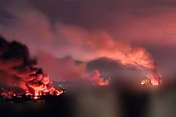 「プーチンは完全にクレイジー」トランプ大統領が発言、ウクライナで12人が死亡