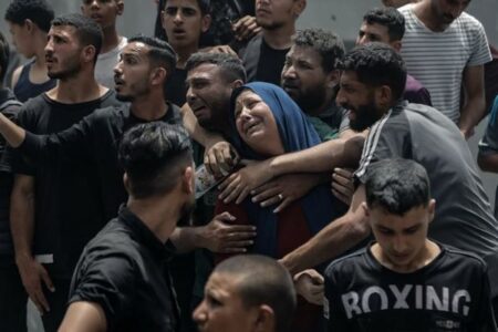 イスラエル軍の攻撃により、ガザ地区で70人のパレスチナ人が死亡