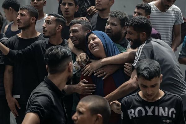 イスラエル軍の攻撃により、ガザ地区で70人のパレスチナ人が死亡