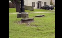 アメリカの町でいくつものマンホールが浮遊する怪現象、動画が話題に