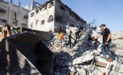 ガザ地区でイスラエル軍の攻撃により64人が死亡、停戦交渉も活発化