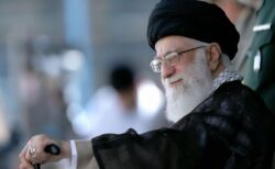 イスラエルの攻撃について、イラン反体制派の若者の反応とは？