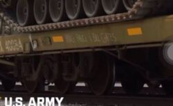 「ファウチとビル・ゲイツを吊るせ！」米陸軍の列車車両に書かれる